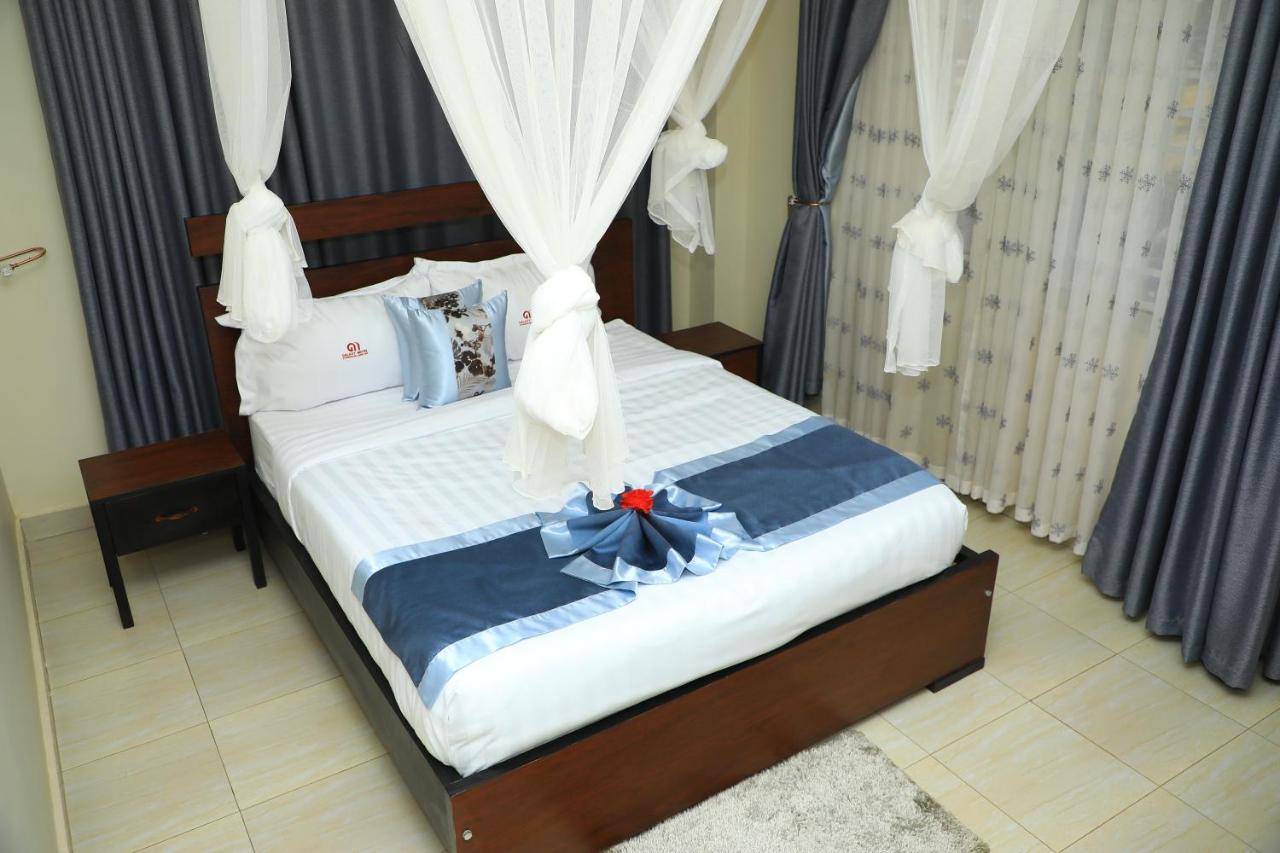 Galaxy Motel Kampala Luaran gambar