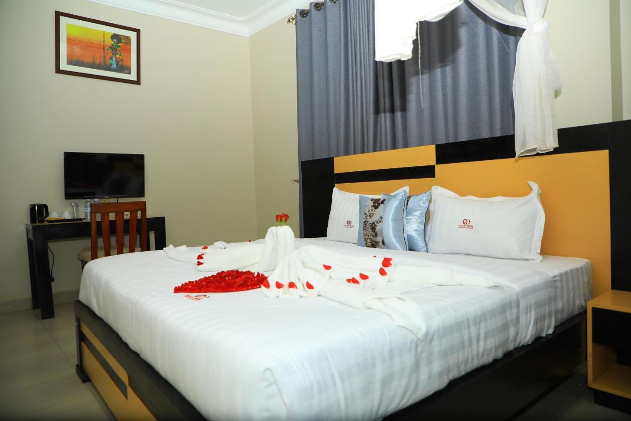 Galaxy Motel Kampala Luaran gambar