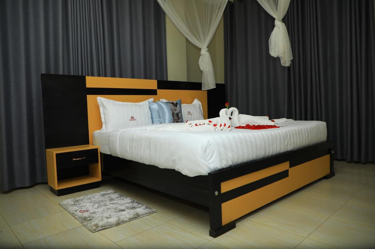 Galaxy Motel Kampala Luaran gambar